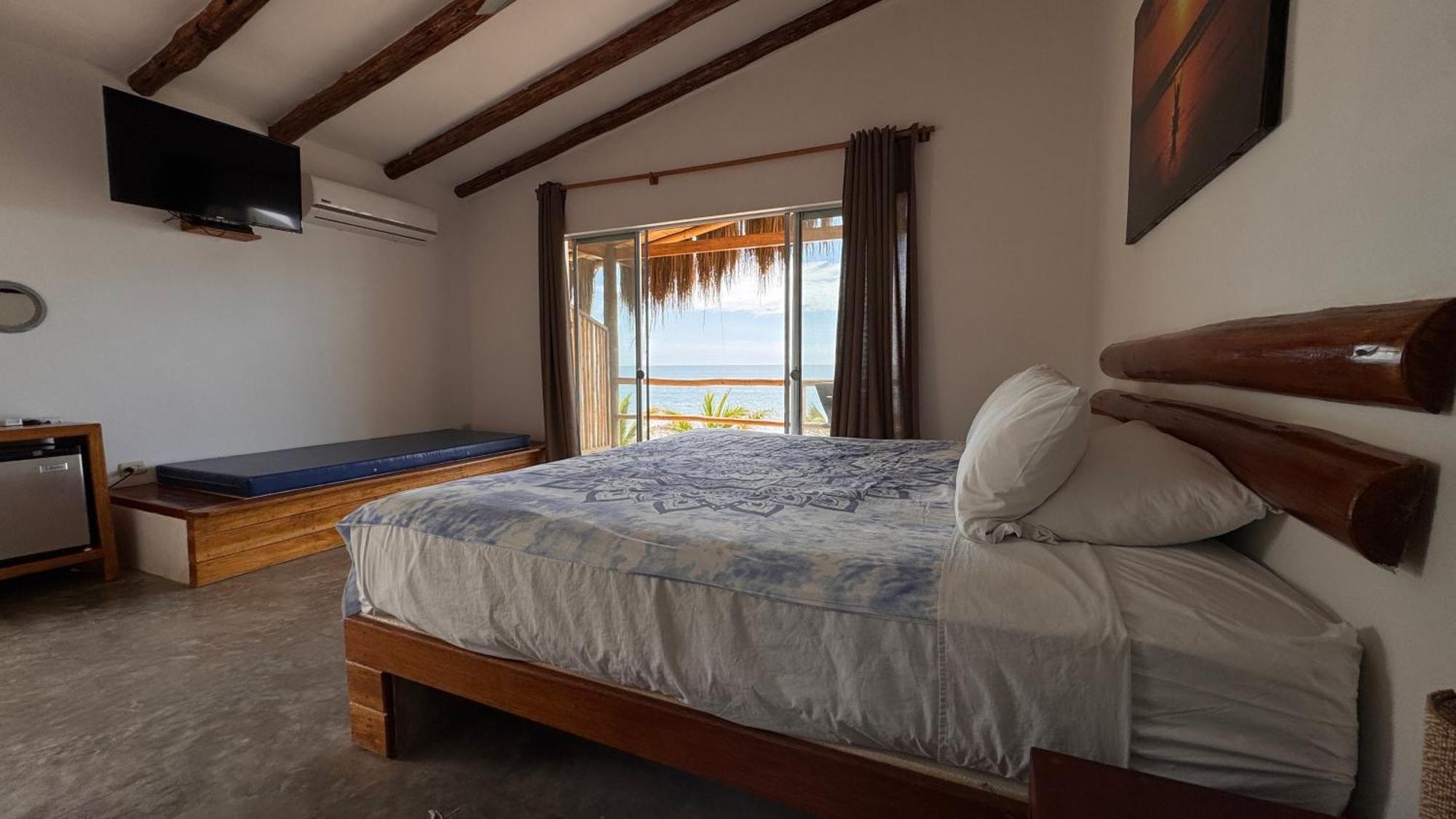 Baja Canoas Hotel Canoas de Punta Sal
